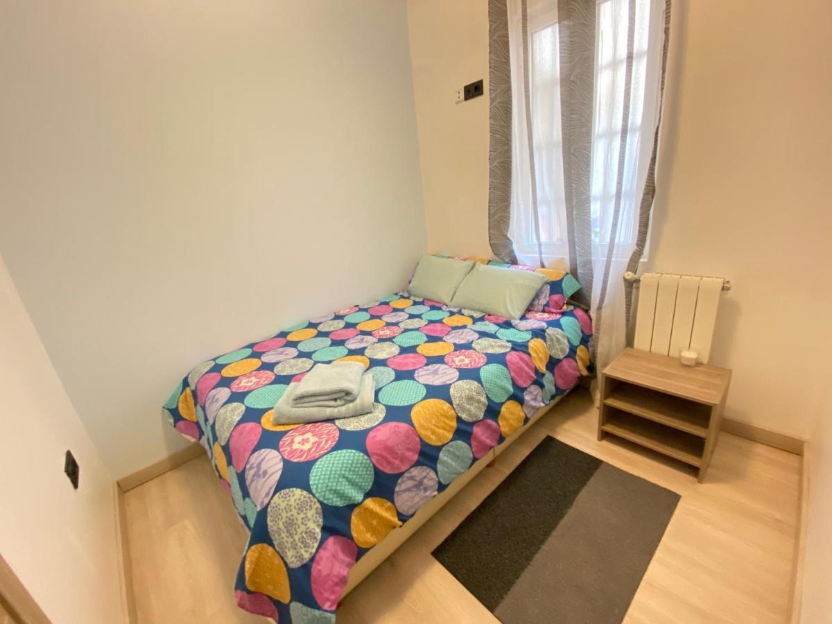 Homestay Herminiopuertas Madrid Dış mekan fotoğraf