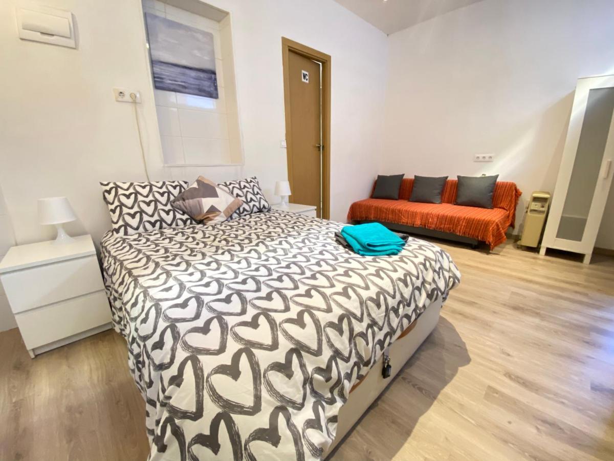 Homestay Herminiopuertas Madrid Dış mekan fotoğraf